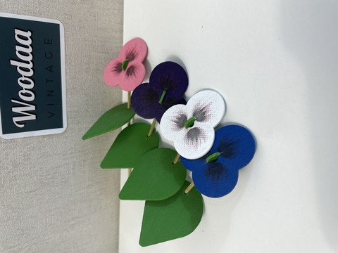 F260 Johan Puu violets 4 pcs