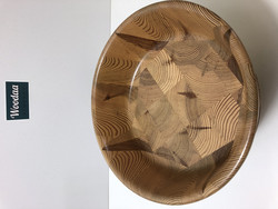 R7 Large wooden bowl with legs