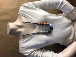 K 89 variegated retro beads