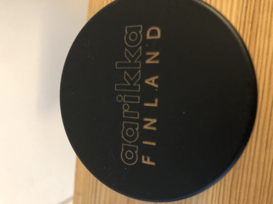Aarikka Kallio musta valkoinen