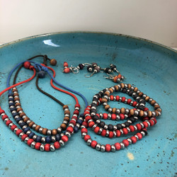 K 120 Aarikka small pearl necklace red