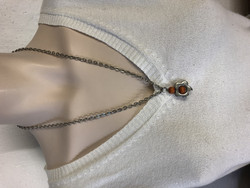 K 118 Aarikan flower necklace in orange / metal