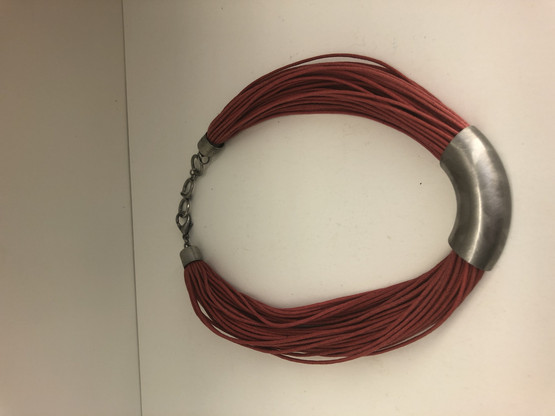 K 126 Aarikka red necklace