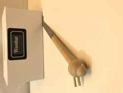 O16 Aarikka cheese knife with bird decoration