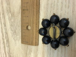 B117 Vintage brooch