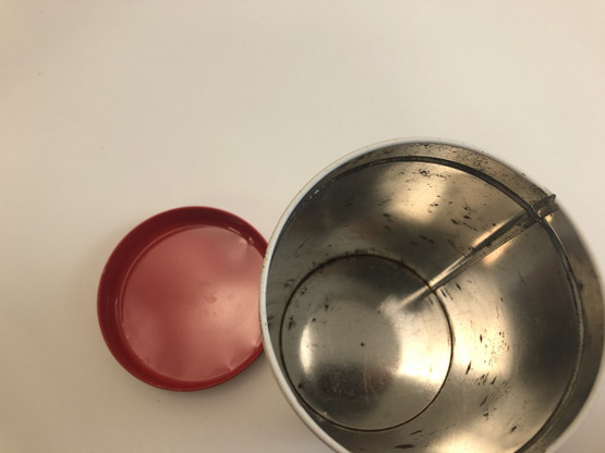 J1 Aarikka Kaura Peltipurkki