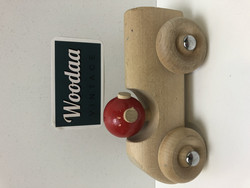 I1 Aarikkas wooden car