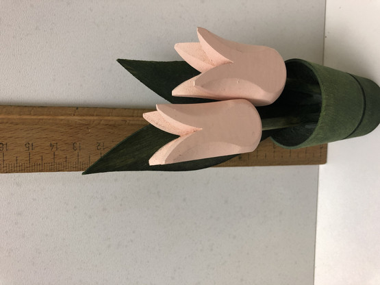 F118 Wooden flower, Puutu
