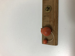B198 Aarikka Katti pin small and orange
