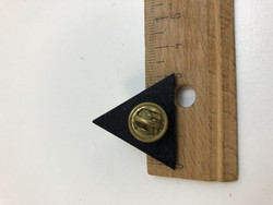 B206 Aarikka pin Rock