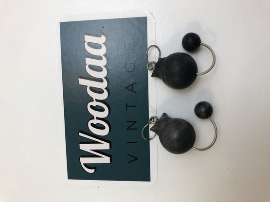 E186 Aarikkas Felix earrings