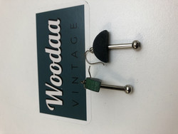 E190 Aarikka umbrella earrings green
