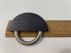 B220 Aarikkas Rillirenki brooch