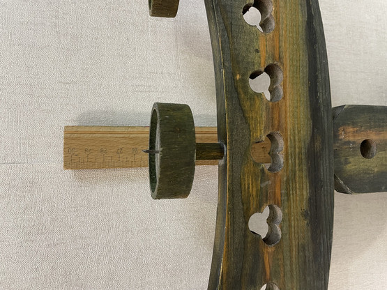 H96 Three-pronged candlestick