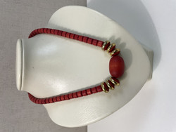 K225 Aarikkas Marita red