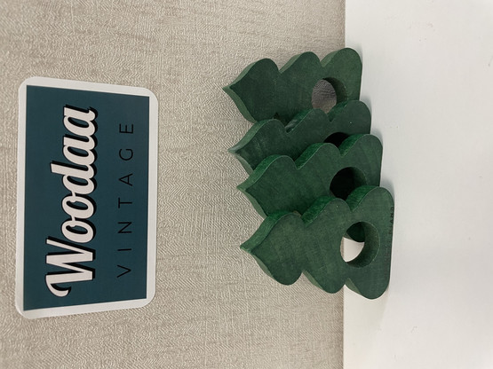 N127 Aarikkas Kattauskuusi napkin rings 4 pcs