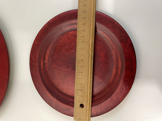 D22 red wooden plates 3pcs