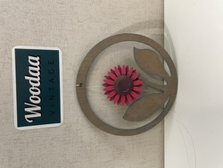 F251 Johan Wood window decoration