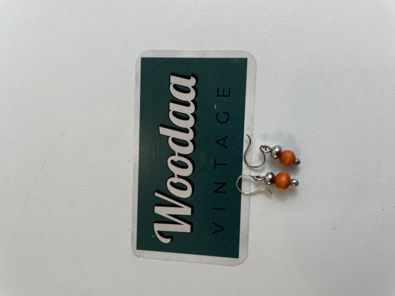 E225 Aarikkas little orange Earrings