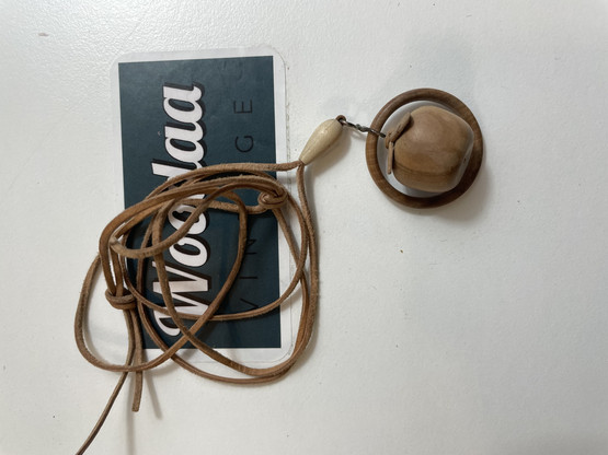 K257 Omena kaulakoru