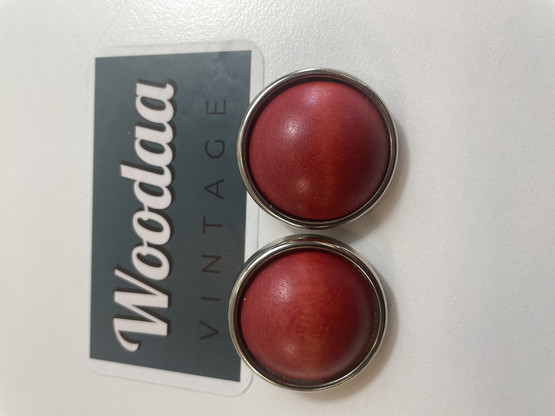 E242 Aarikka Silvia button earrings