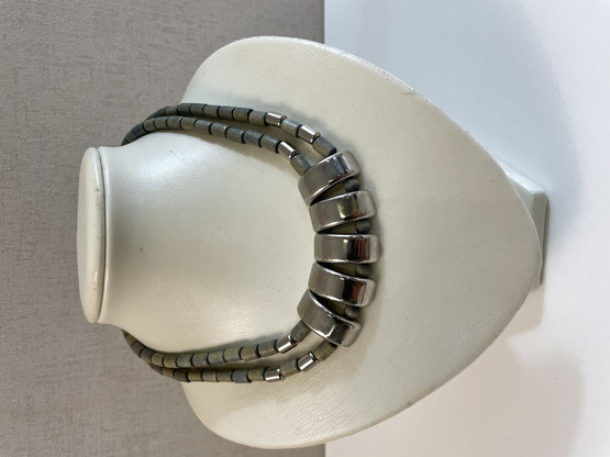 K267 Aarikkas Stella necklace