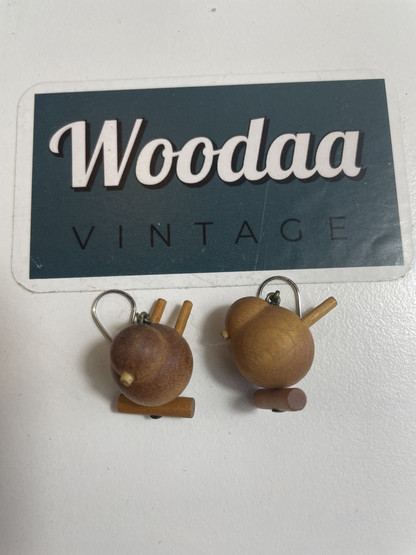E263 Aarikkas bird earrings