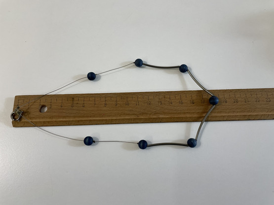 K303 Aarikkas wire necklace