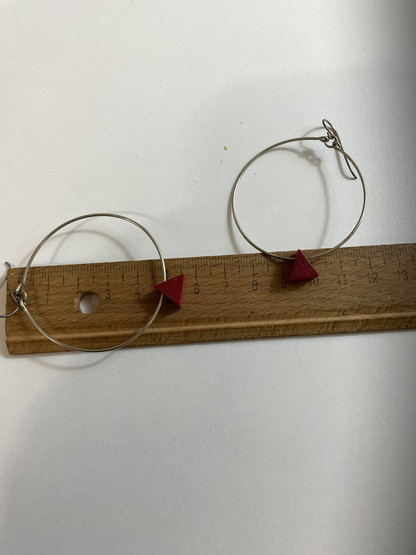 E274 Aarikkas Hippu earrings