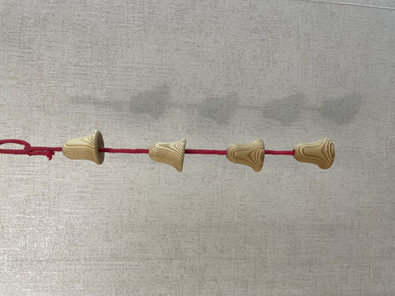 C97 Aarikkas christmas bells