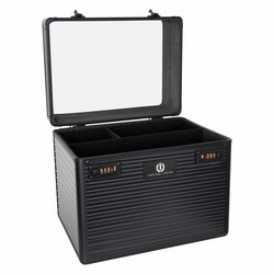 Imperial Riding Grooming box shiny classic, eri värejä