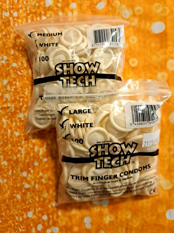 Sormikumit  Show Tech