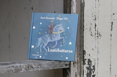 Lumihattaraa, Sari Kanala & Daga Ulv