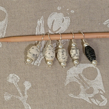 Silmukkamerkit, paperihelmet