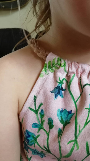 Hellemekko, vihreät olkaimet