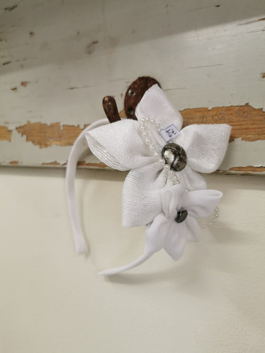 Hiuspanta, Steel flower