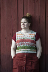 Flowers and butterflies vest, pattern as a file