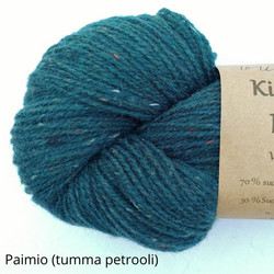 Recycled Manta wool yarn, colored