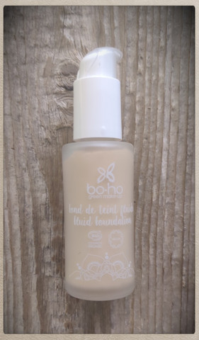 Boho Fluid Foundation meikkivoide - Porcelaine (01)