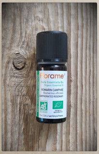 Rosmariini (Rosmarinus officinalis camphré) 100 % luomu eteerinen öljy.