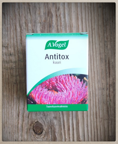 Antitox Yrttiuutetabletti