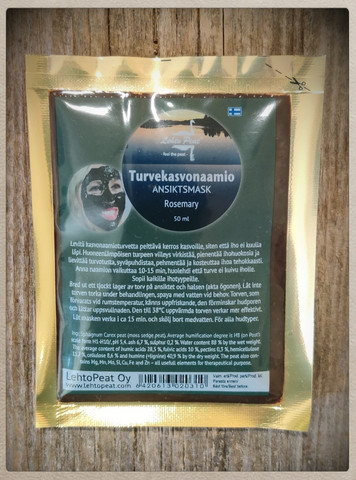 Turvenaamio kasvoille, rosmariini