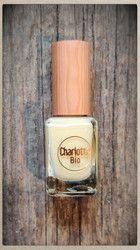 Charlotte Bio kynsilakka - 17, Jaune Pastel, 10ml