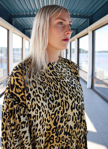 FLIRTY - DRESS PUFF-SLEEVE, LEO SS21