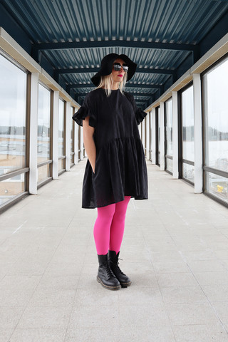 FLIRTY - DRESS, BRODE BLACK