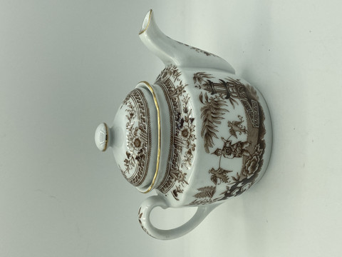 Singapore water pot, brown