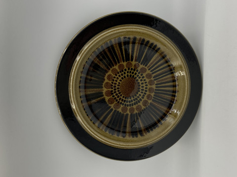 Kosmos bun plate