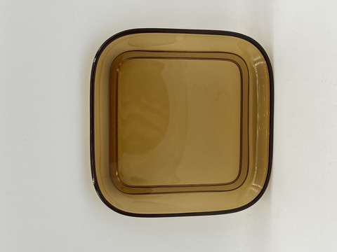 Square plate, brown