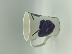 Illusia mug