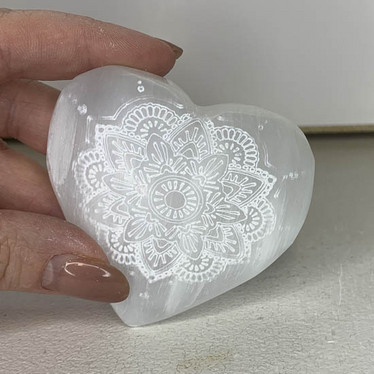Seleniitti sydän mandala